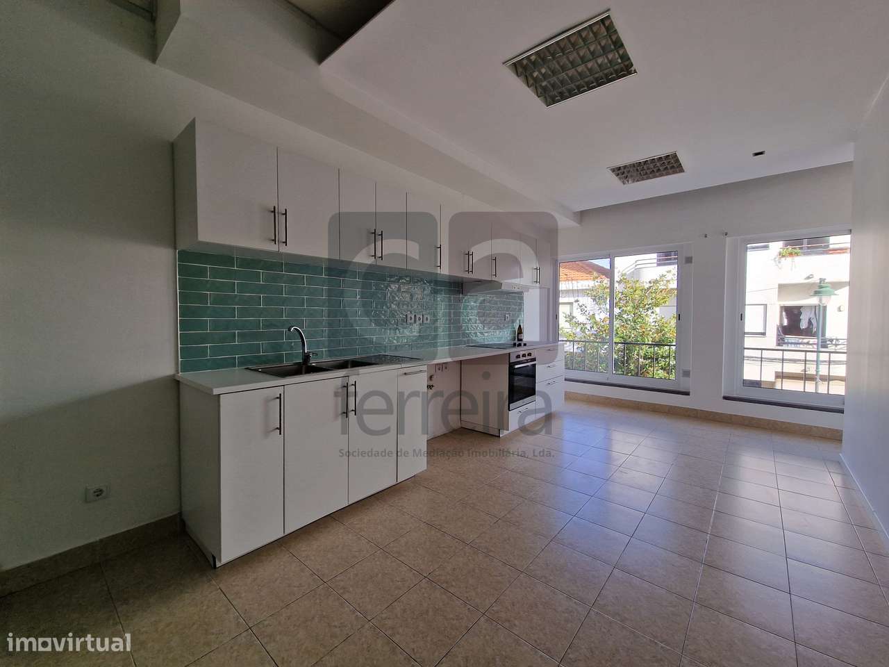Apartamento T2 + 1 localizado no centro de Almeirim, - Grande imagem: 5/27