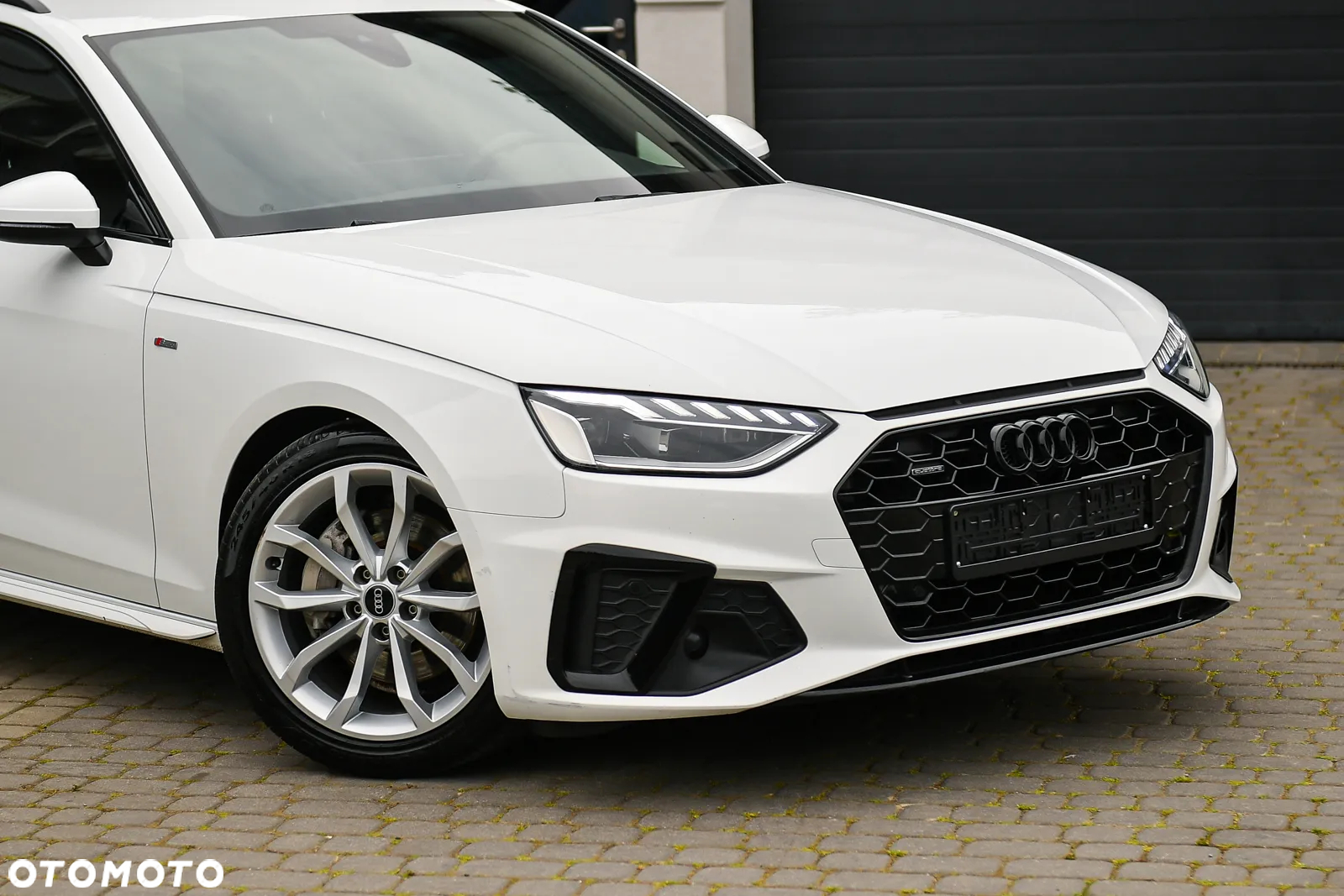 Audi A4 Avant 40 TDI quattro S tronic S line - 7