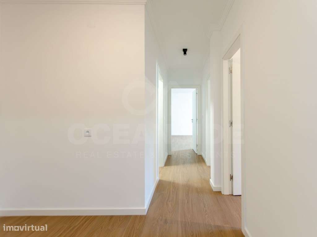 Apartamento T2 totalmente remodelado, com lareira e arrecadação-12