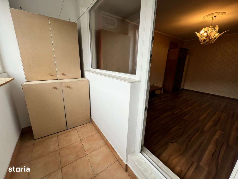 Bucur Obor- metrou la 1 min, 2 camere decomandat,-5