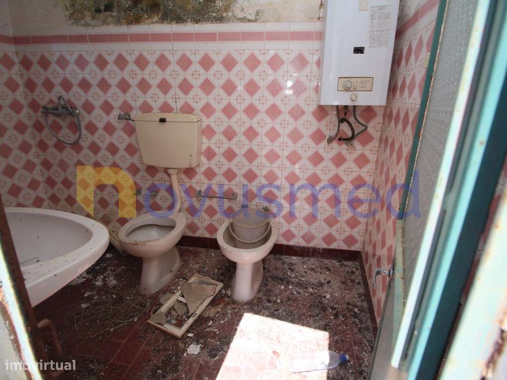 Casa com Projeto Aprovado para Moradia T3 com Piscina | Poço Barret...-19
