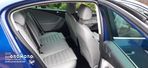 Volkswagen Passat 2.0 TDI DPF Highline - 11