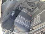 Ford Focus 1.6 16V Ghia - 19