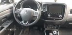 Mitsubishi Outlander 2.0 Instyle Navi 4WD CVT - 11