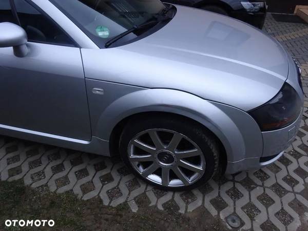 Audi TT Coupe 1.8T - 4