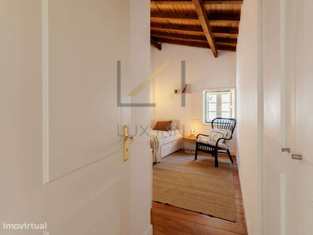 Apartamento T2 em Alfama, excelente localização-15