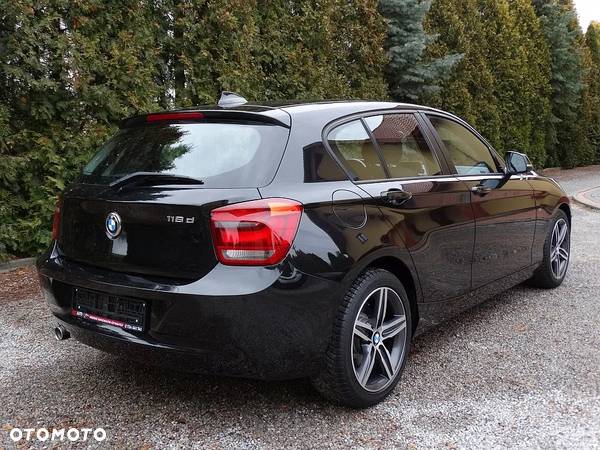 BMW Seria 1 118d Sport Line - 12