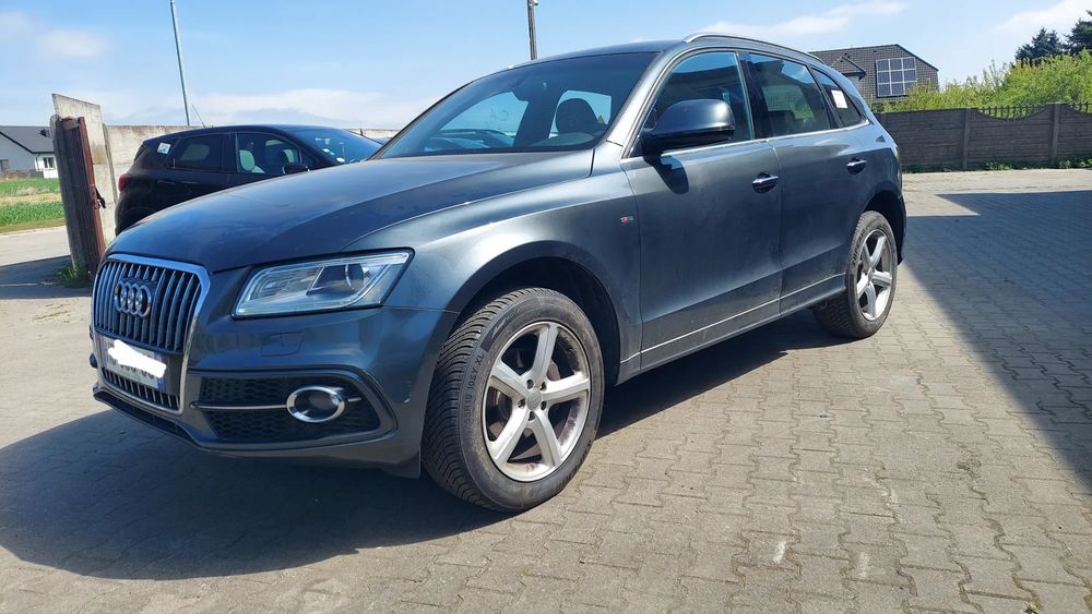 Audi Q5 8R 2016