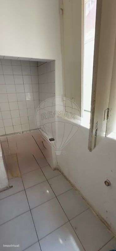Moradia T1 para venda-10