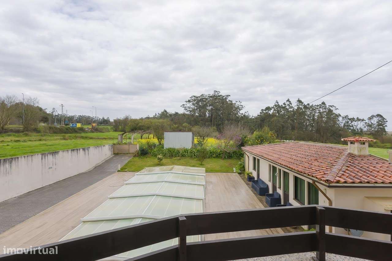 Moradia T4 exclusiva | Piscina| Zona Agrícola | Junto à Praia-50