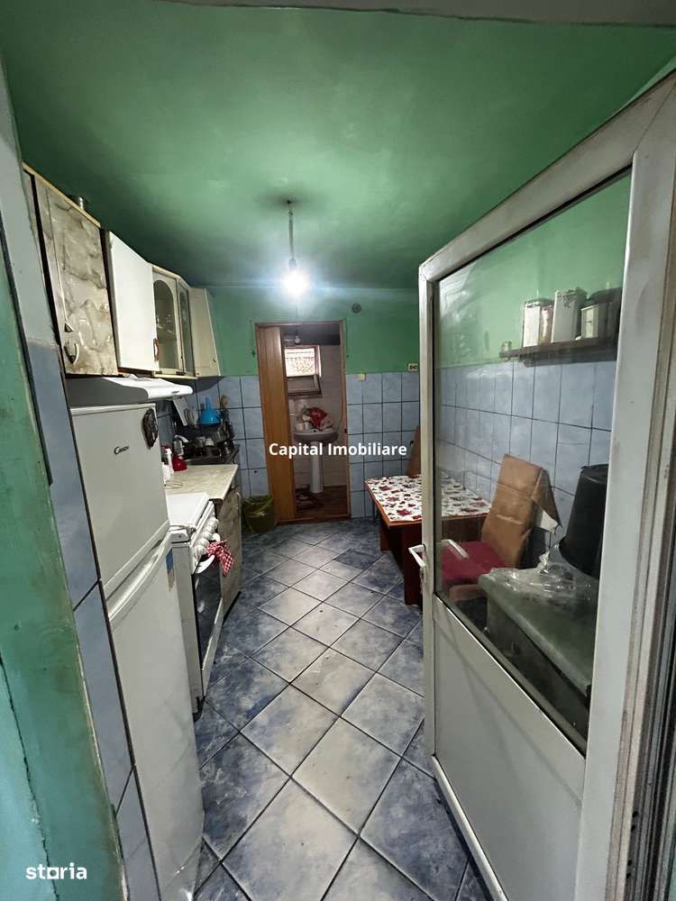 De Vânzare: -casă 2 camere, Piatra-OLT, 50mp, 2012mp teren, 37000 EUR - Imagine principală: 4/12