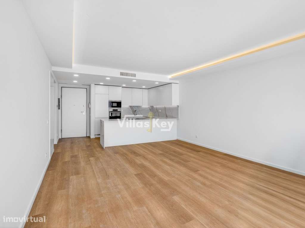 Apartamento T1 situado no centro de Alvor-5