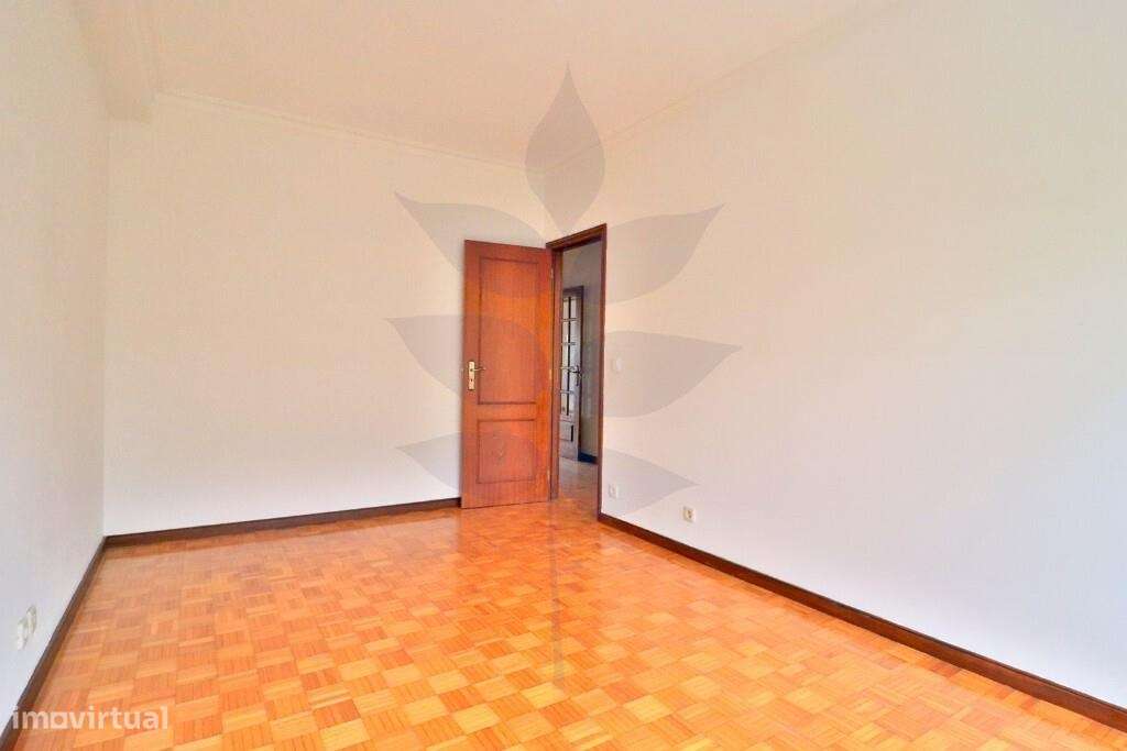 Arrendamento Apartamento T3 - Zona das Camélias - Grande imagem: 5/27