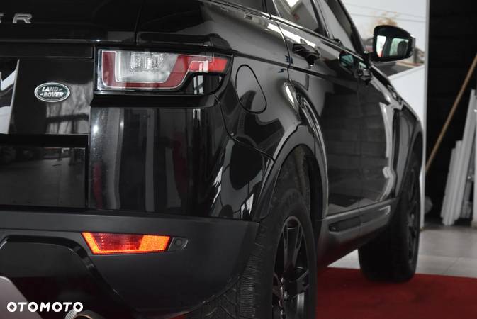 Land Rover Range Rover Evoque 2.0 D150 mHEV R-Dynamic SE - 14