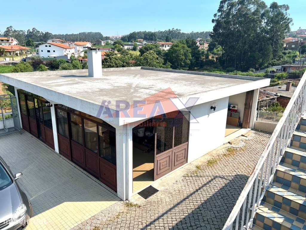 MORADIA BI-FAMILIAR-56