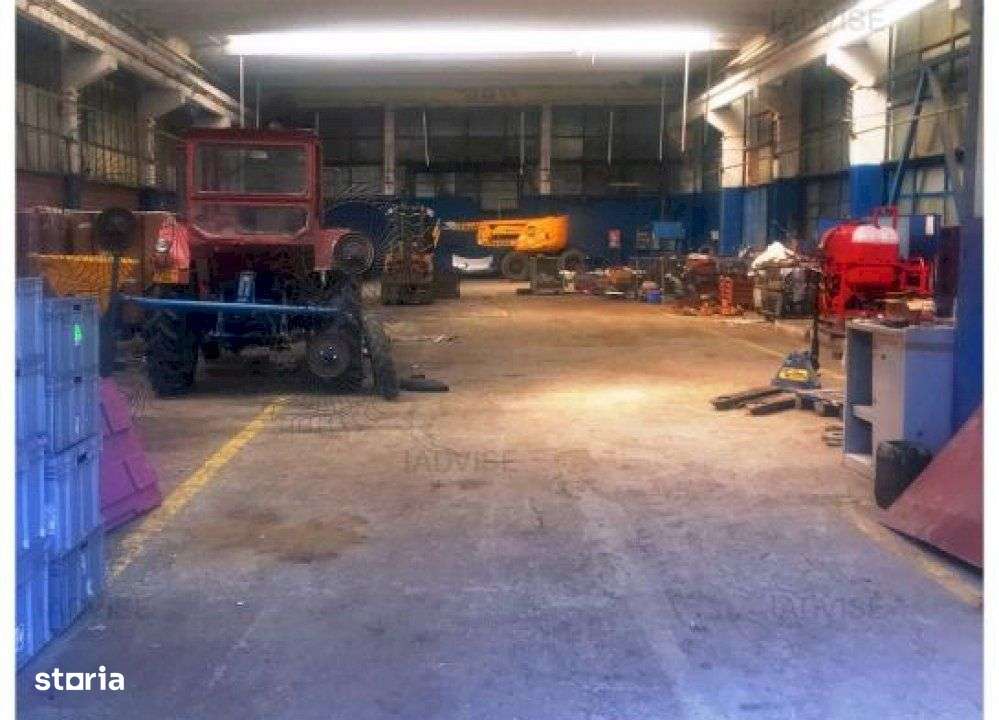 Inchiriere Hala zona Coresi - Imagine principală: 4/4