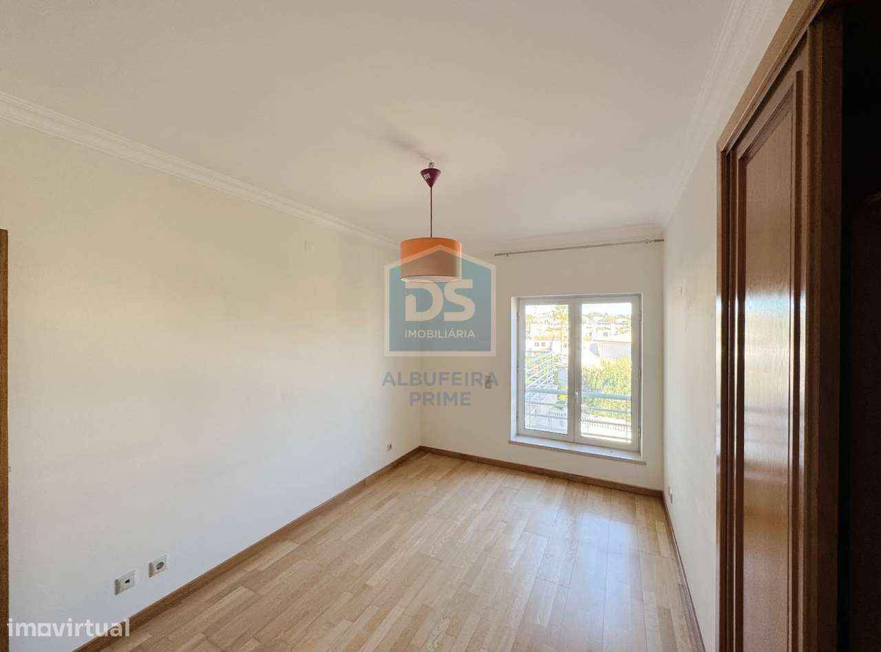 Apartamento T3 Venda em Quarteira,Loulé-25