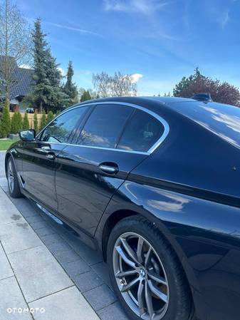 BMW Seria 5 530d xDrive - 4