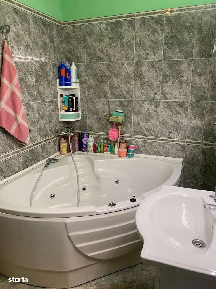 6105 WOW !! Vila P+1+M Km 4 - Imagine principală: 2/8