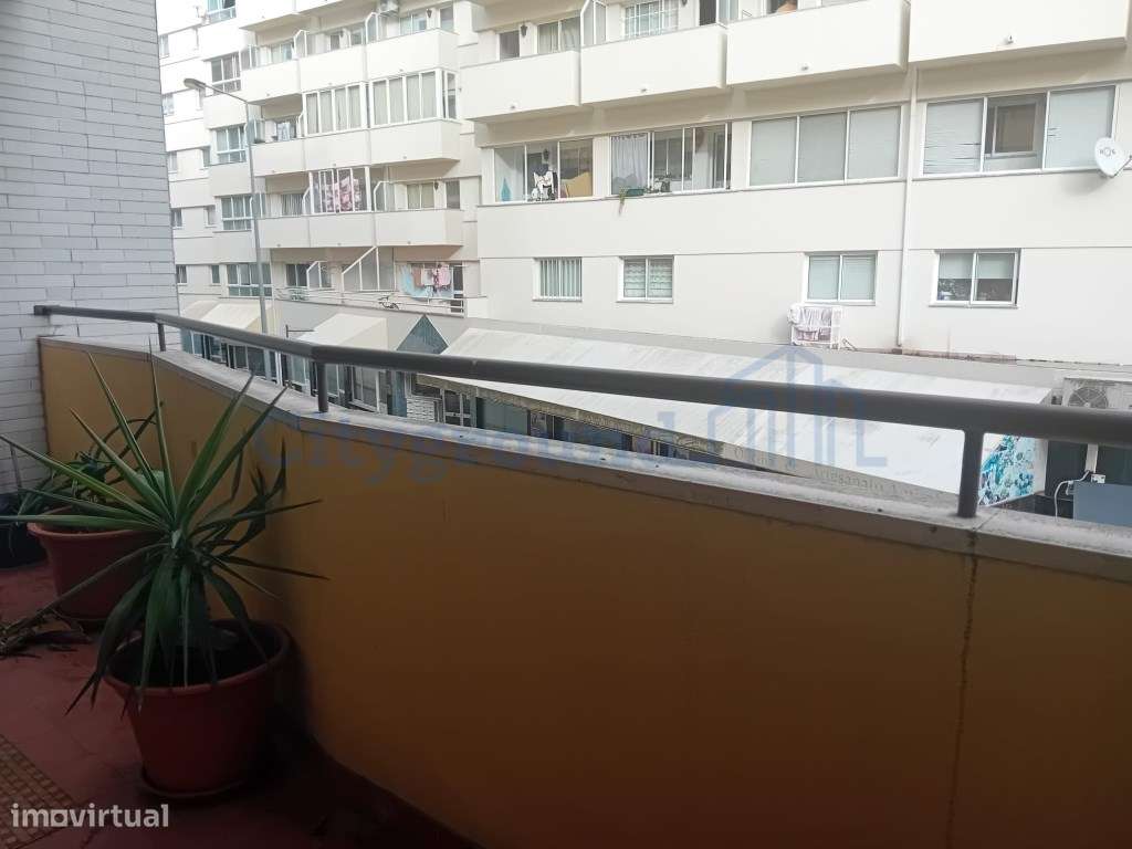 Apartamento T3 com suíte, centro de Fátima-10