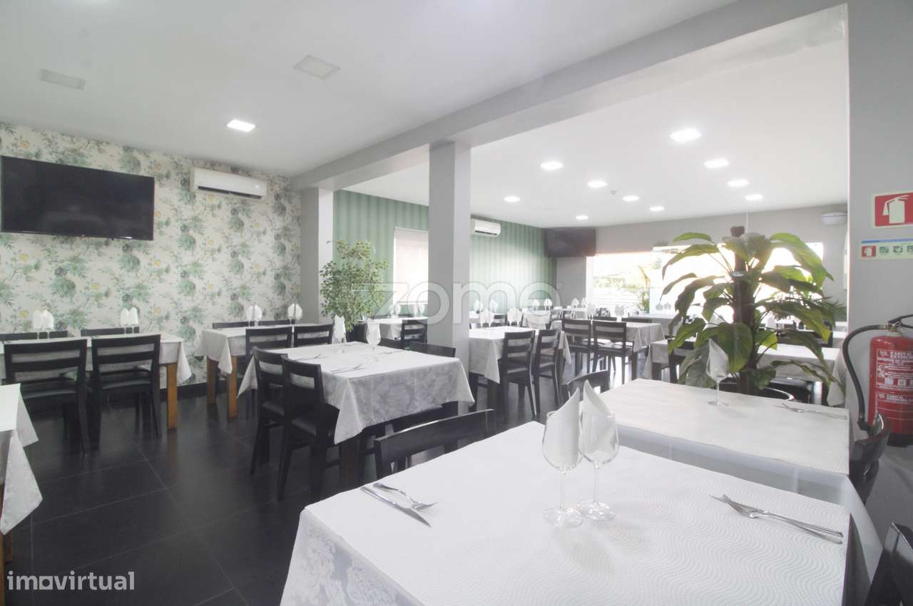 Trespasse Restaurante, Churrasqueira e Take-Away, Trofa (EN) - Grande imagem: 1/47