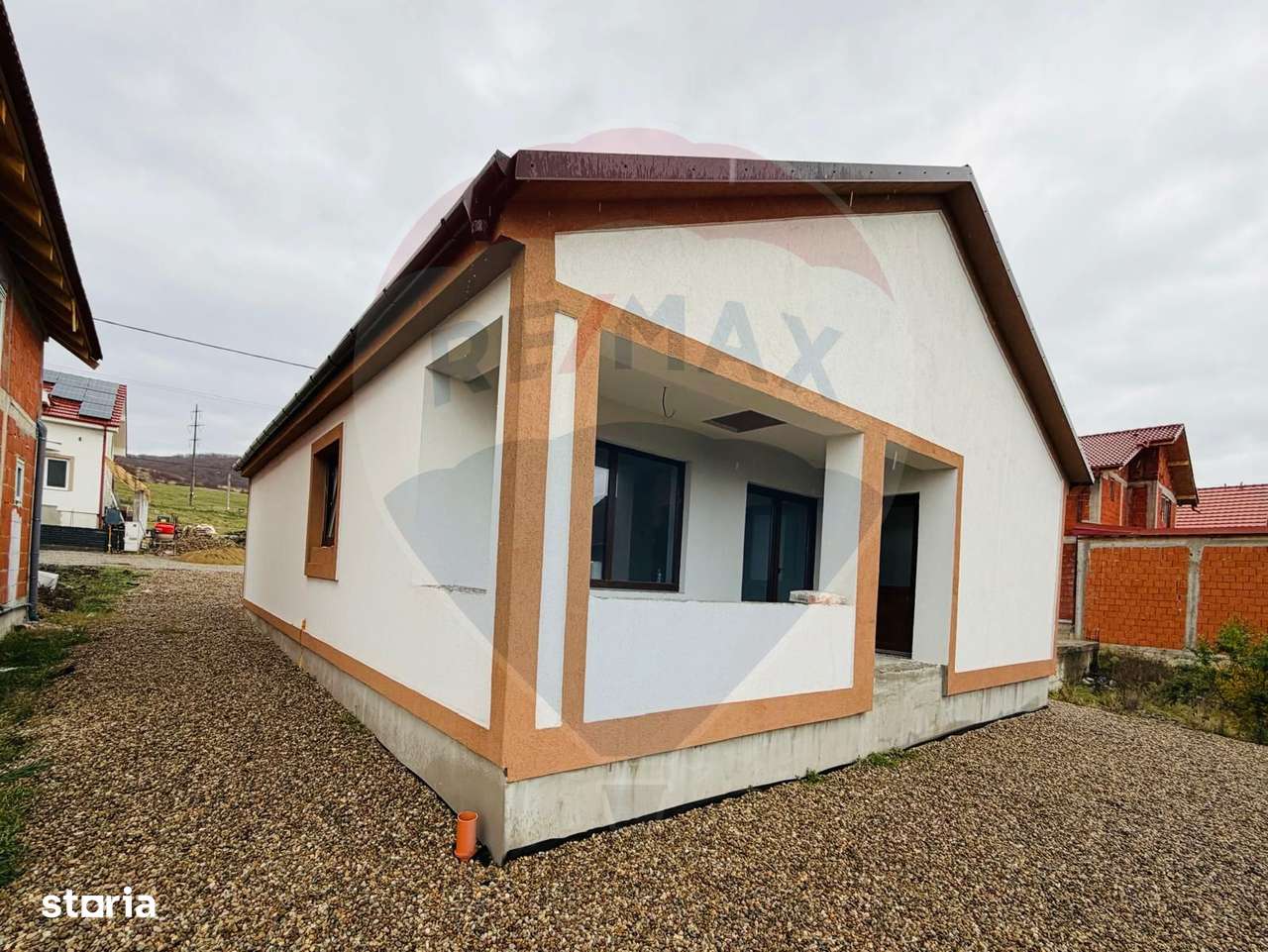 Casă / Vilă cu 4 camere de vânzare-5