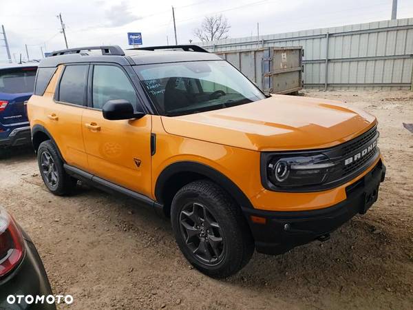 Ford Bronco - 2