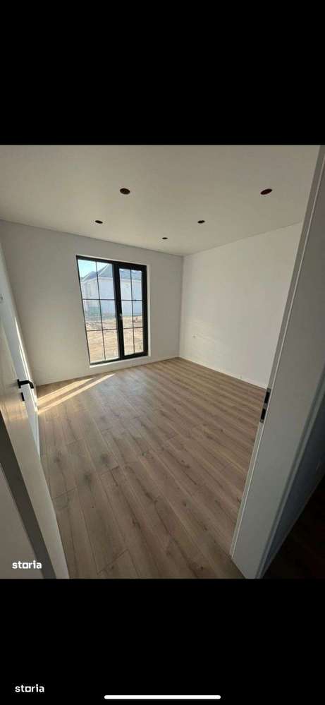 Vila individuală 4 camere - Măgurele la granița cu sectorul 5 - Imagine principală: 5/12