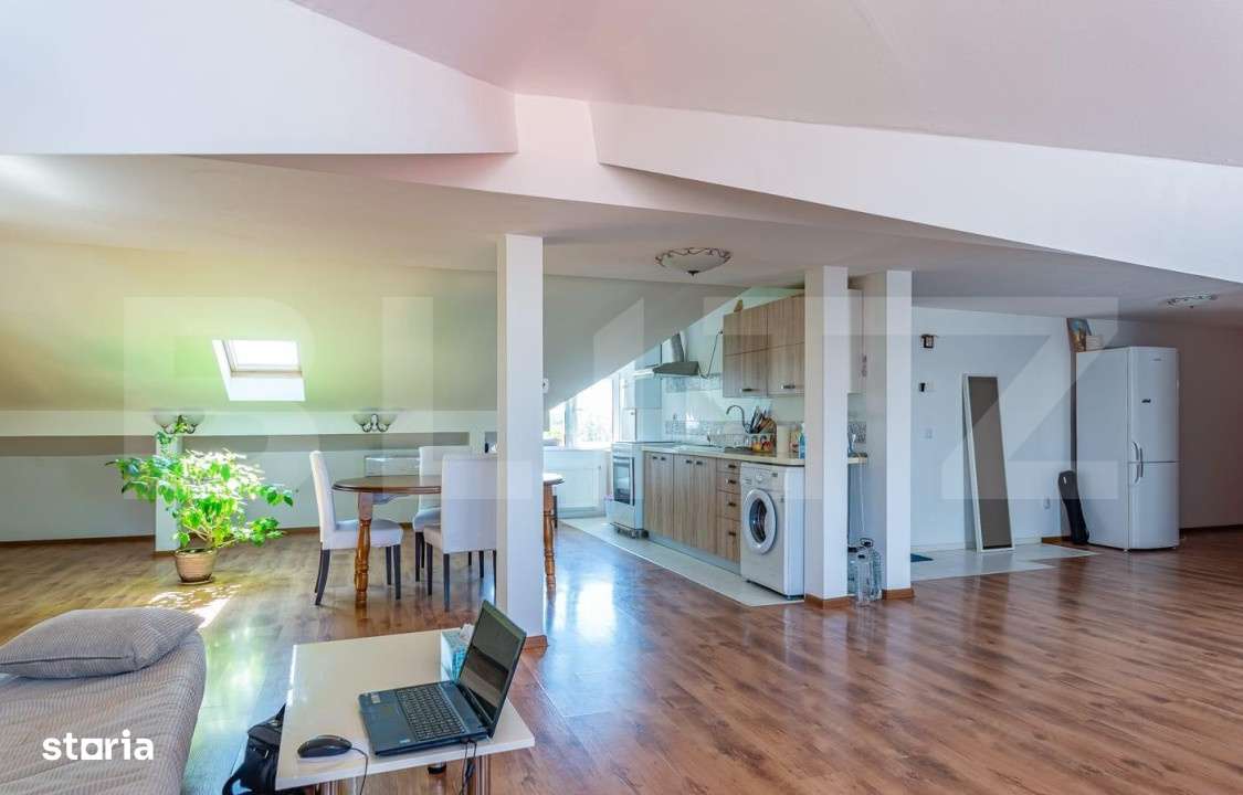 Apartament cu 4 camere, 200 mp, Dobroesti - Imagine principală: 2/11