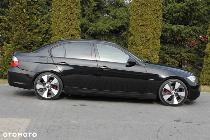 BMW Seria 3 320d - 30