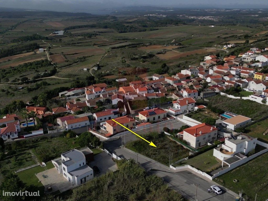 2 Lotes de Terreno para Construção com Vista Mar