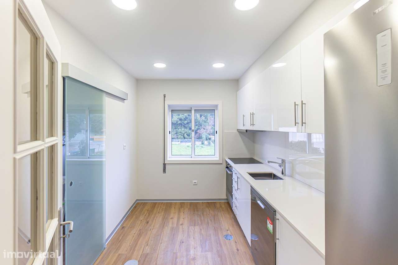 T4 DUPLEX COBERTURA,196 m², 4 Varandas/Solários, Garagem em Arcozelo-8