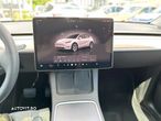 Tesla Model Y Long Range Dual Motor AWD - 32