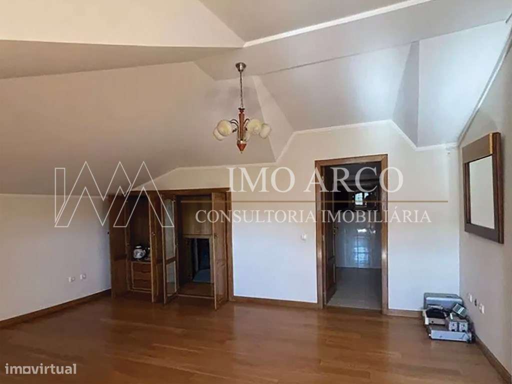 Quinta, com Moradia, Piscina e Adega-21