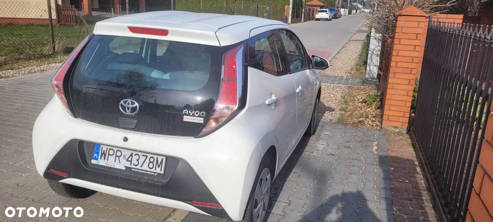 Toyota Aygo 1.0 VVT-i Sprint EU6 - 4