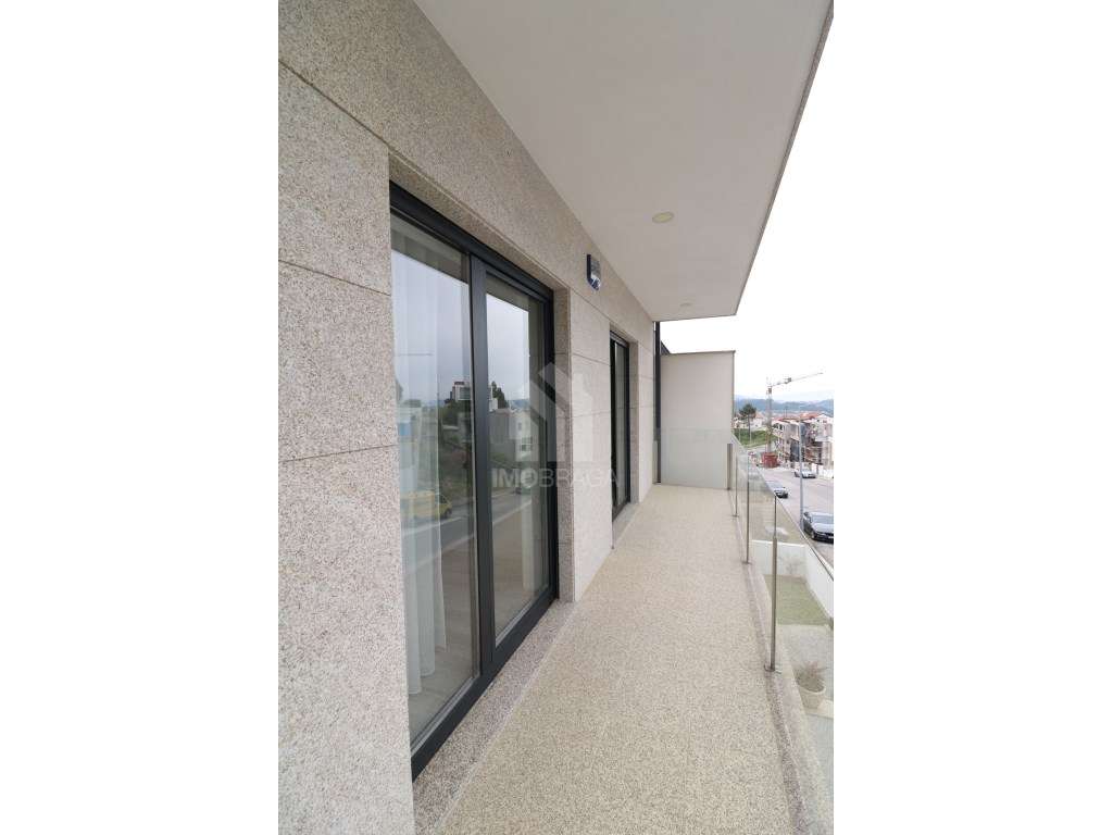 Venda Moradia Banda T3, em Esporões, Braga-40