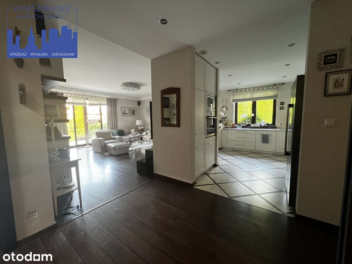 Przestronny, wolnostojący w malowniczym Okuniewie-0