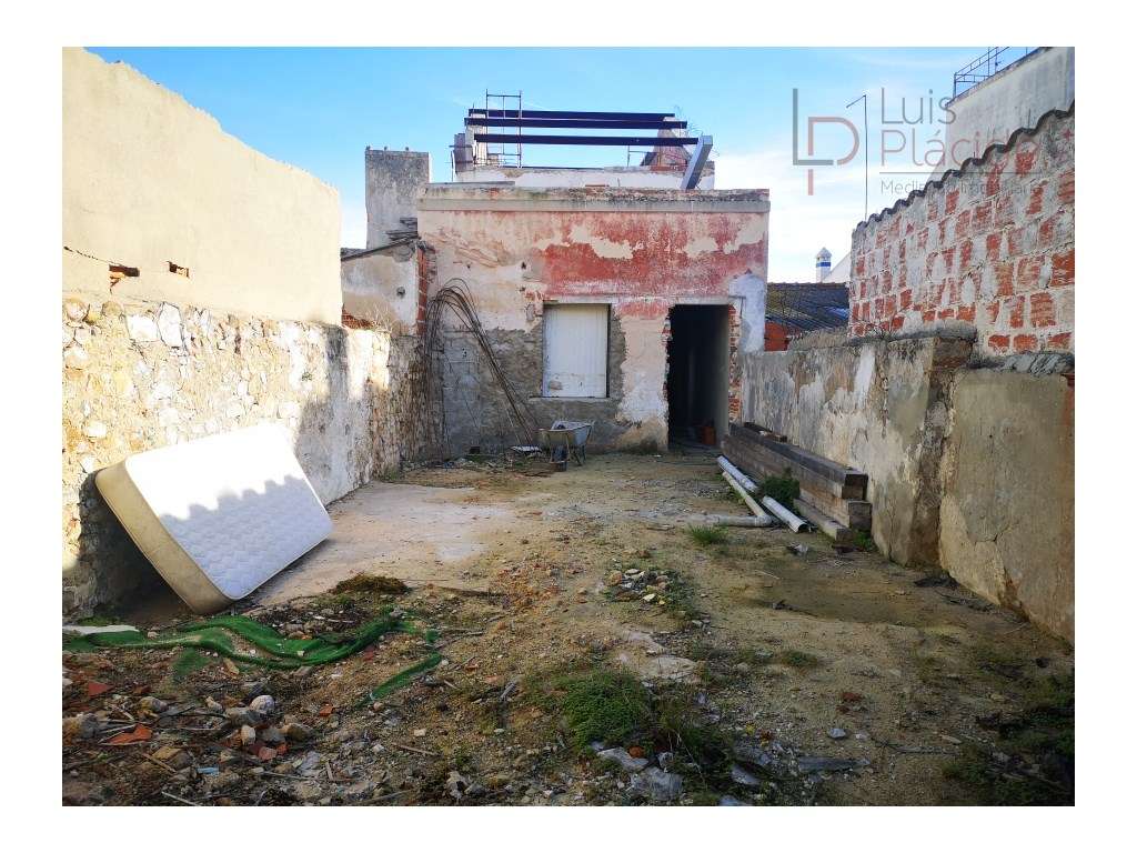 Moradia Centro Histórico de Sines | Projeto Aprovado | Excelente Te...-23