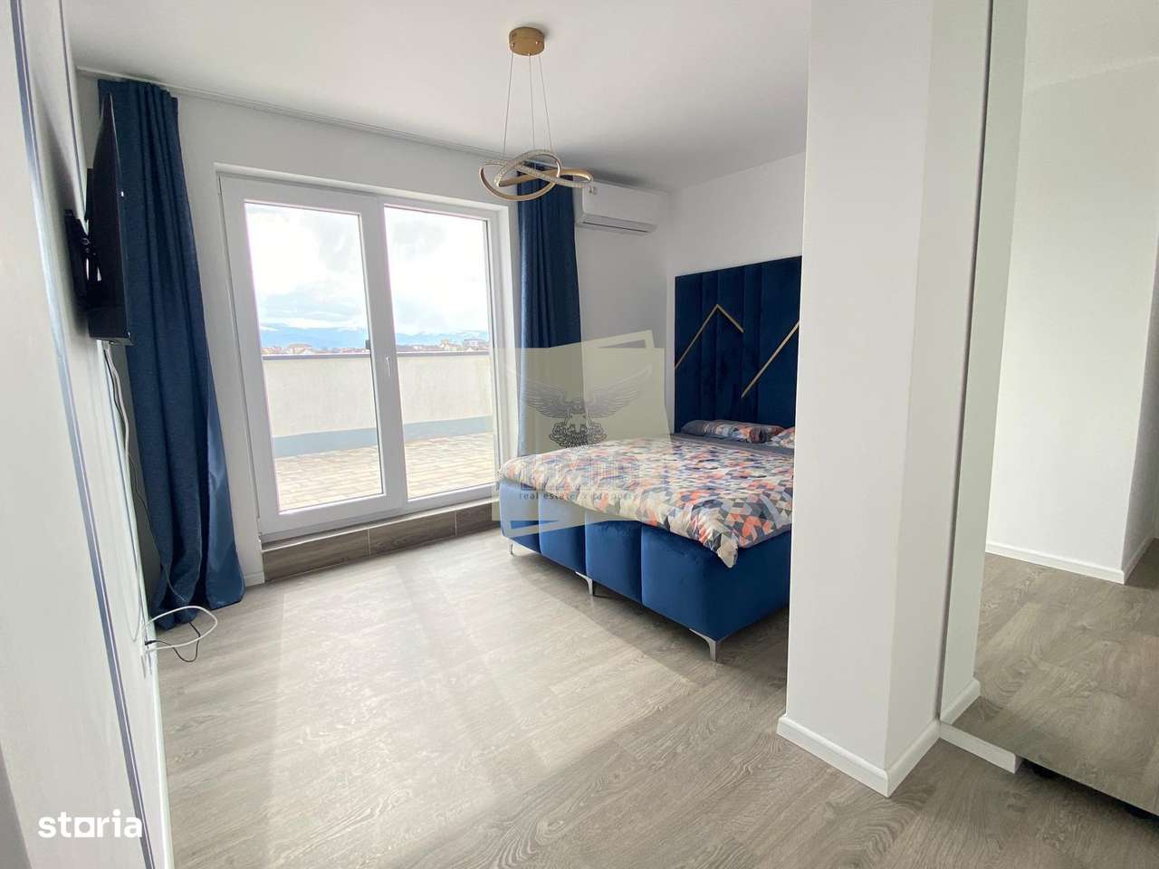 Penthouse de lux cu 3 camere si terasa in zona Kogalniceanu - Imagine principală: 5/19
