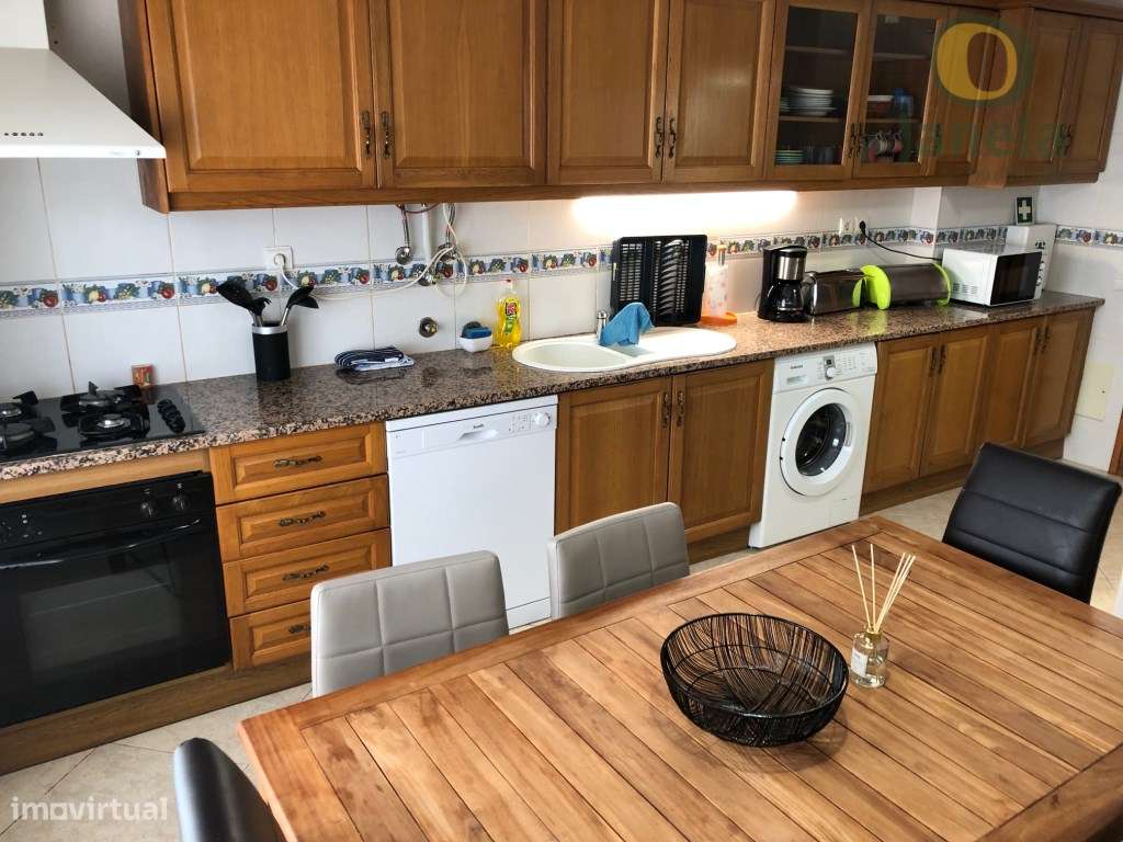 T2 Convertido em T4 nas Gambelas - Ótimo para Investimento - Grande imagem: 5/16