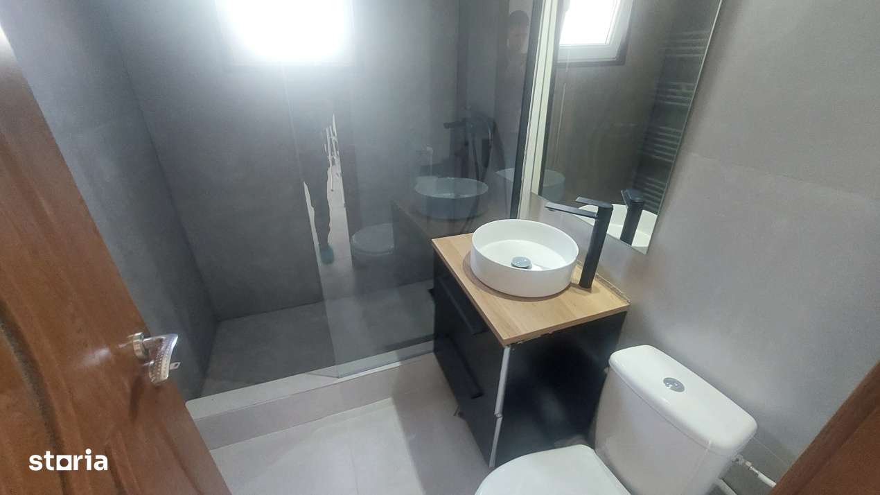 Apartament 3 camere open space, etajul 10, Craiovita zona Niela - Imagine principală: 5/7