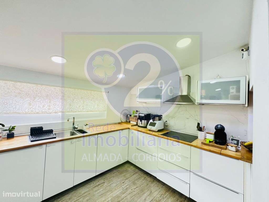 Moradia Isolada, bom espaço exterior - Grande imagem: 5/19