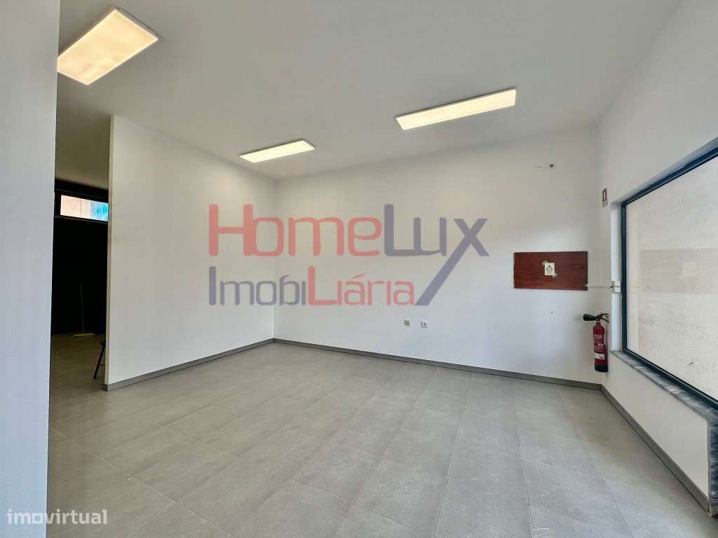 Loja Renovada em Mesão Frio - Grande imagem: 5/9