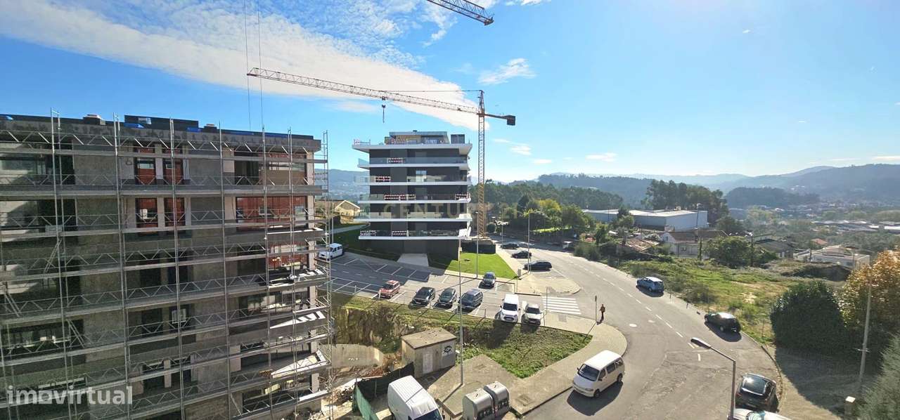 Apartamento T3 de Luxo em Braga – Ferreiros, Zona Nobre-27