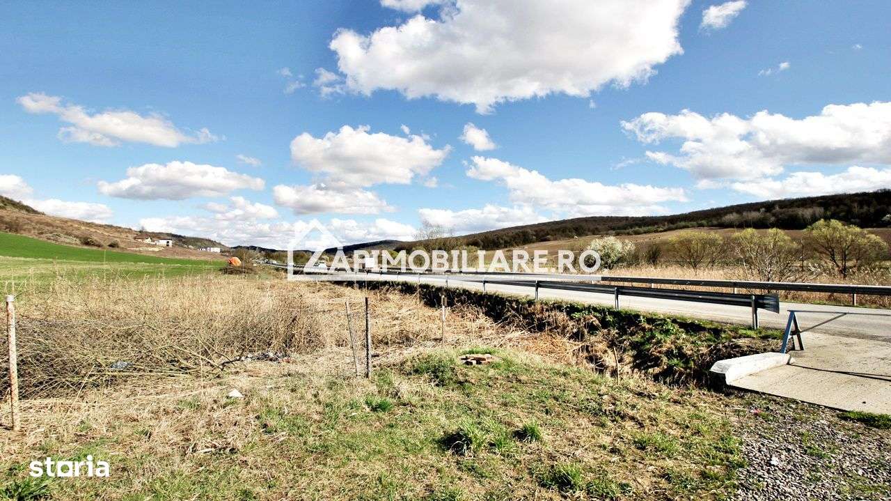 Parcele de  603 mp.teren intravilan, drum de 9 m.Livezeni - Imagine principală: 4/6