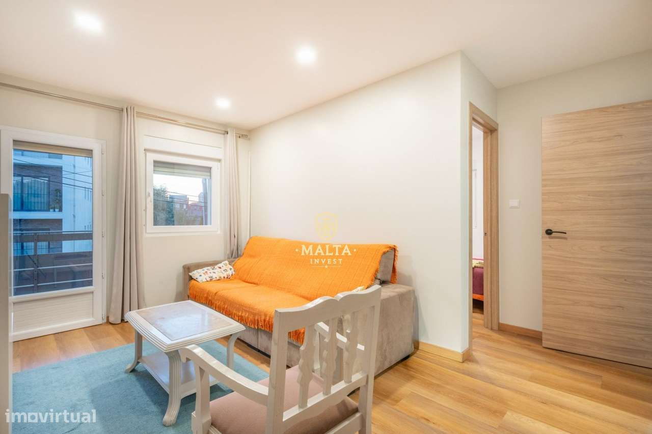 Moradia Bifamiliar com 3 Pisos no Centro de Fão – Esposende-7