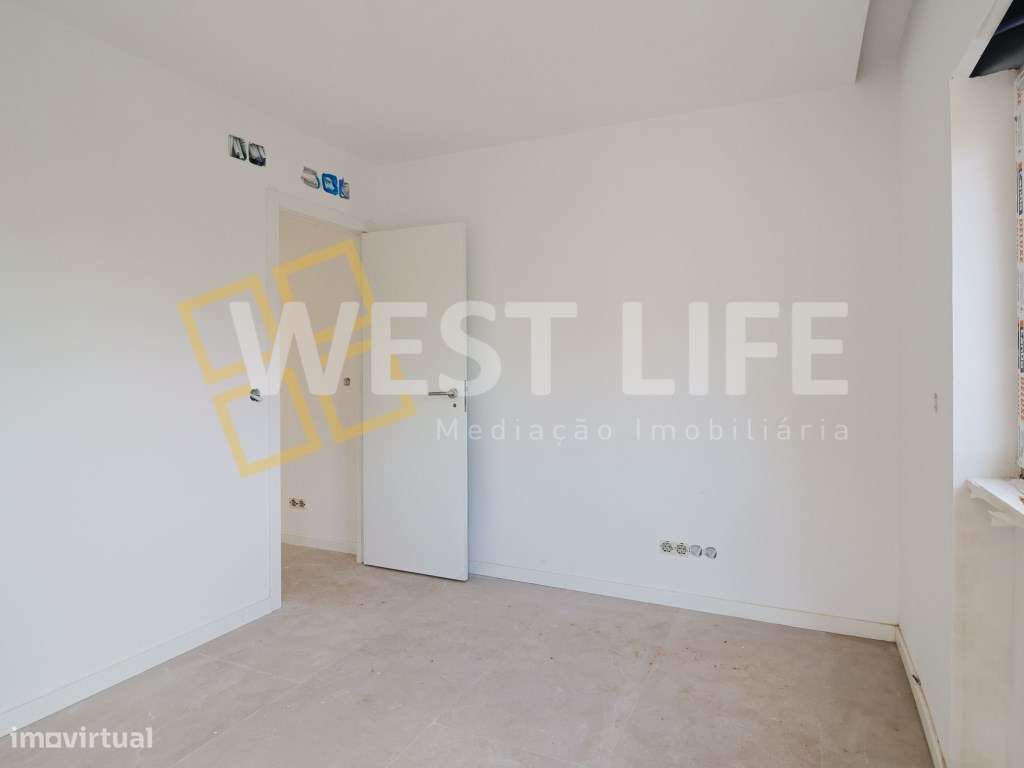 Moradia Independente T4 TOTALMENTE RENOVADA - Terraço e Logradouro ...-7