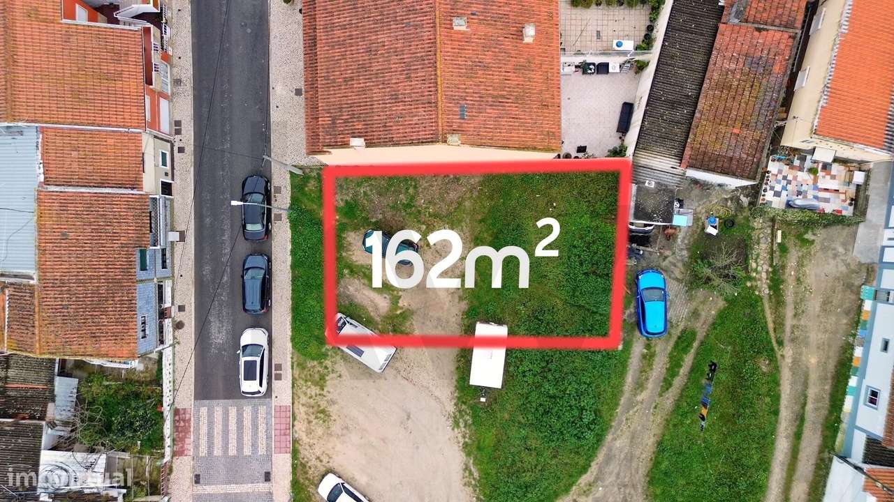 Terreno Urbano de 162m2 em Zona Tranquila de Caldas da Rainha – Excele-12