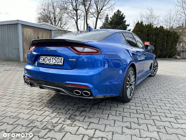 Kia Stinger 2.0 T-GDI GT Line - 6