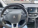 Peugeot 2008 1.2 L PureTech Turbo S&S Allure - 7